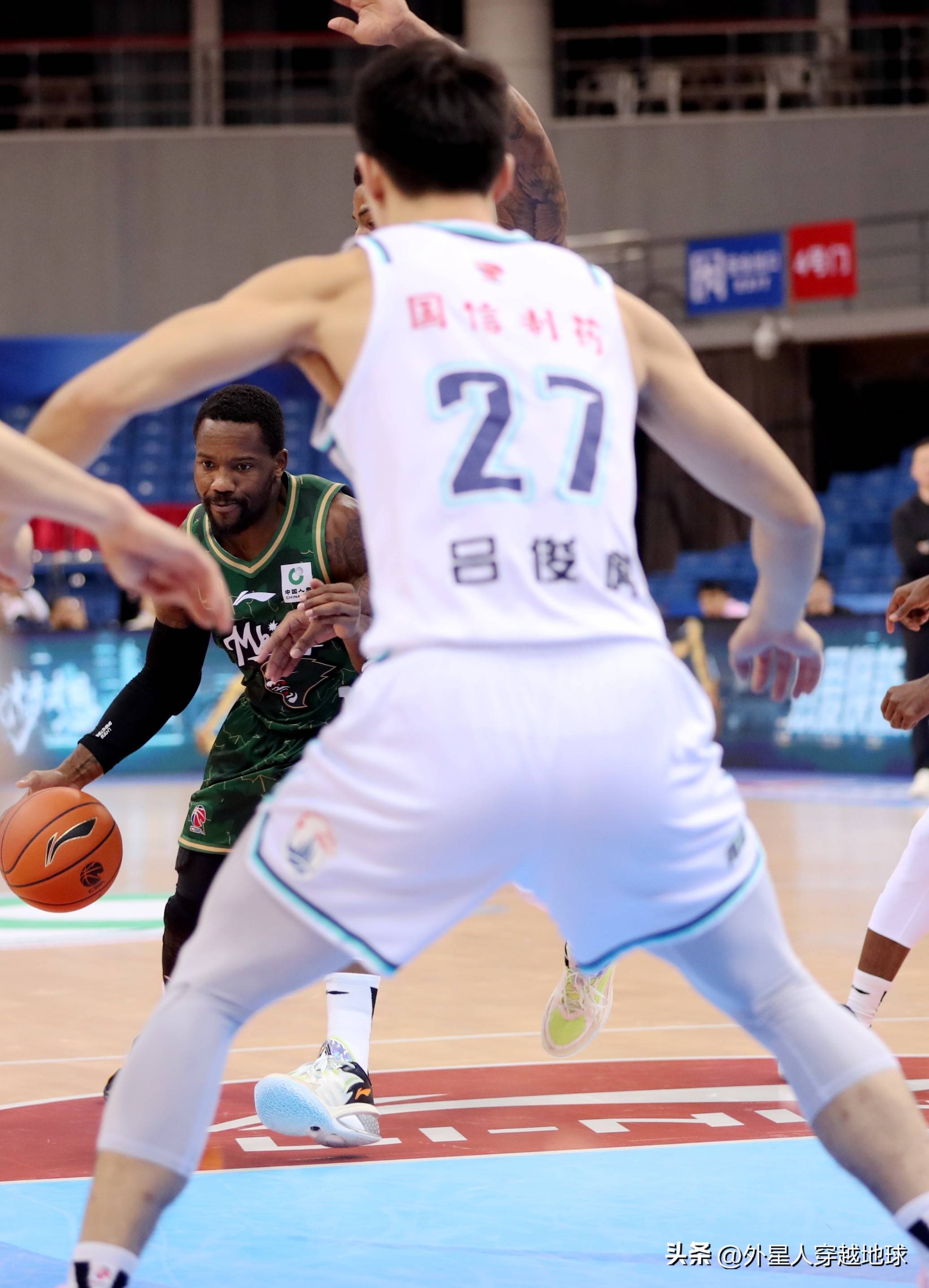 南京队在激烈角逐中乘风破浪，晋级决战的简单介绍