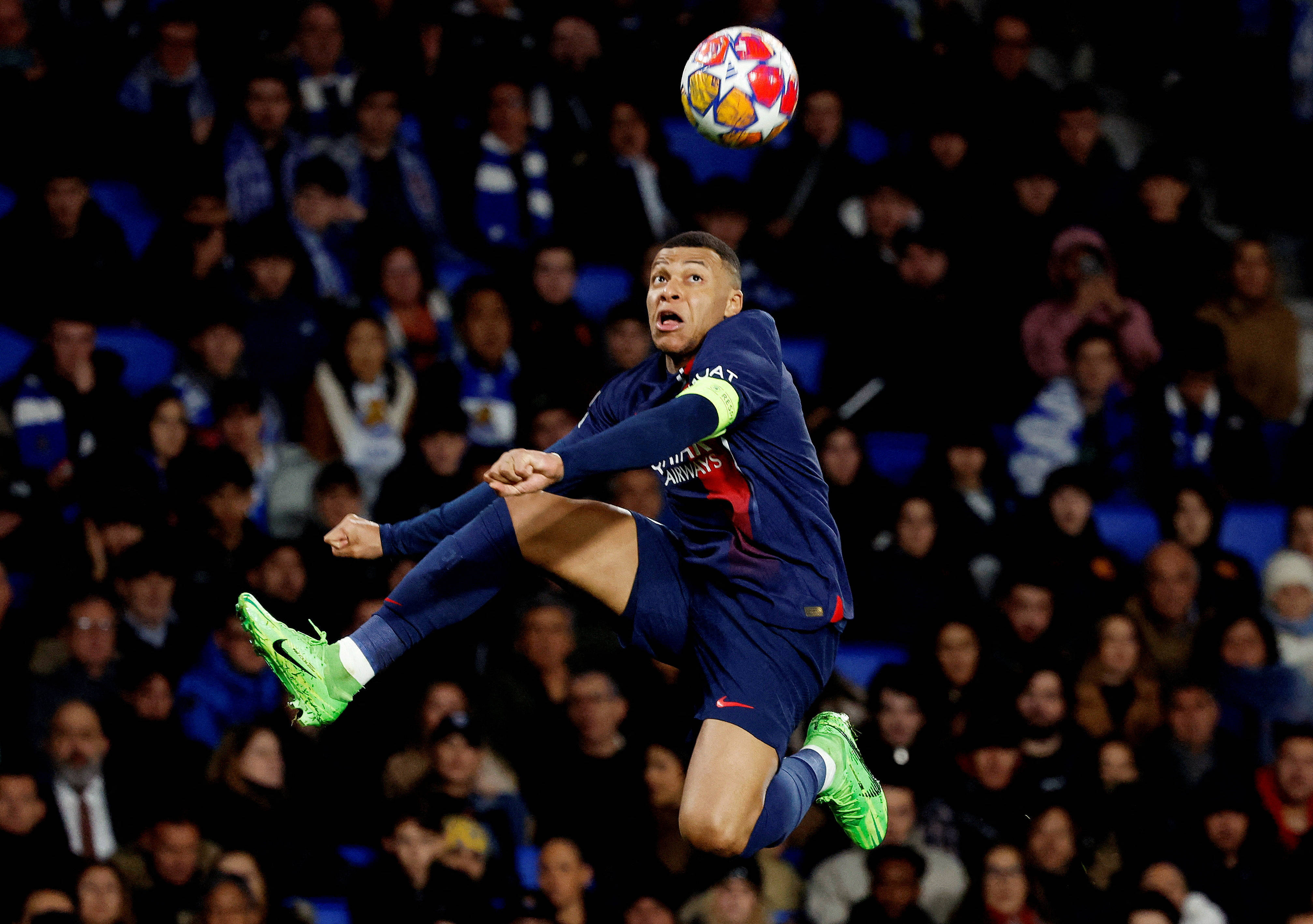 包含世俱杯前瞻：巴黎圣日耳曼与对手交锋看点的词条