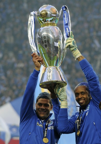 澳大利亚队意外击败强敌夺得国际足球奖杯 澳大利亚队意外击败强敌夺得国际足球奖杯