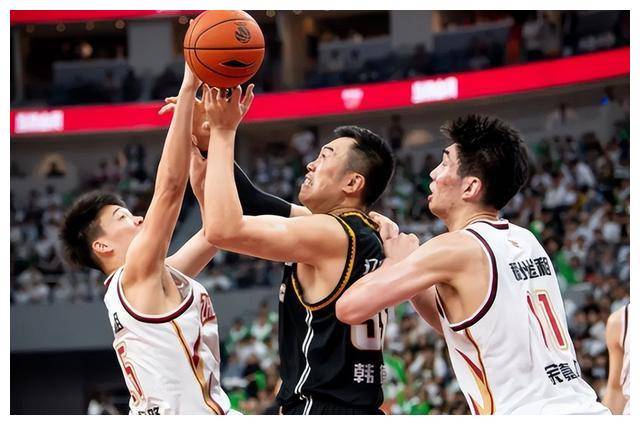 包含浙江男篮主场大胜福建，壮大实力的词条