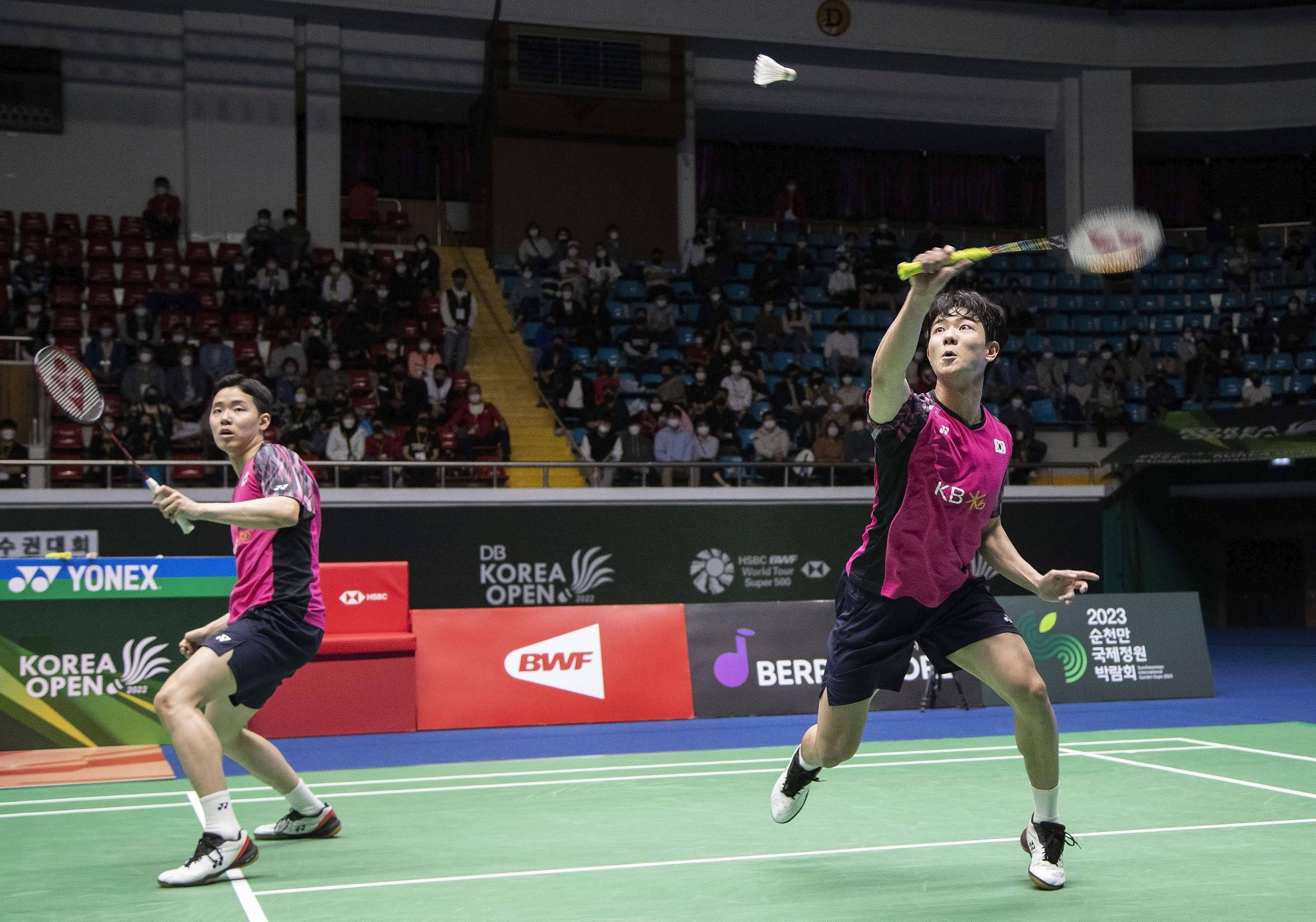 开云官网-韩国选手在羽毛球比赛中表现出色
