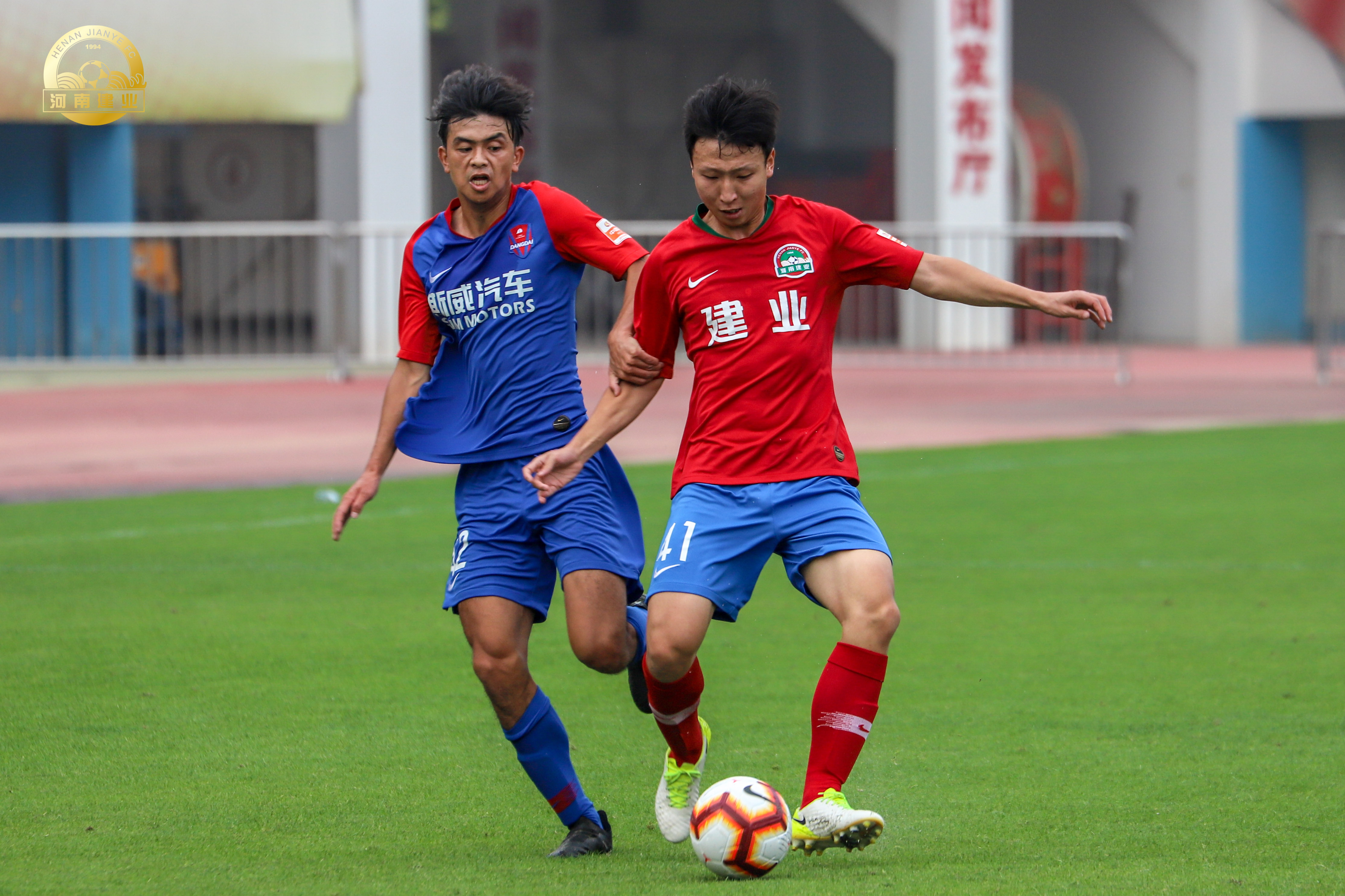 开云体育入口-武汉卓尔主场战平重庆力帆，互有取舍的简单介绍