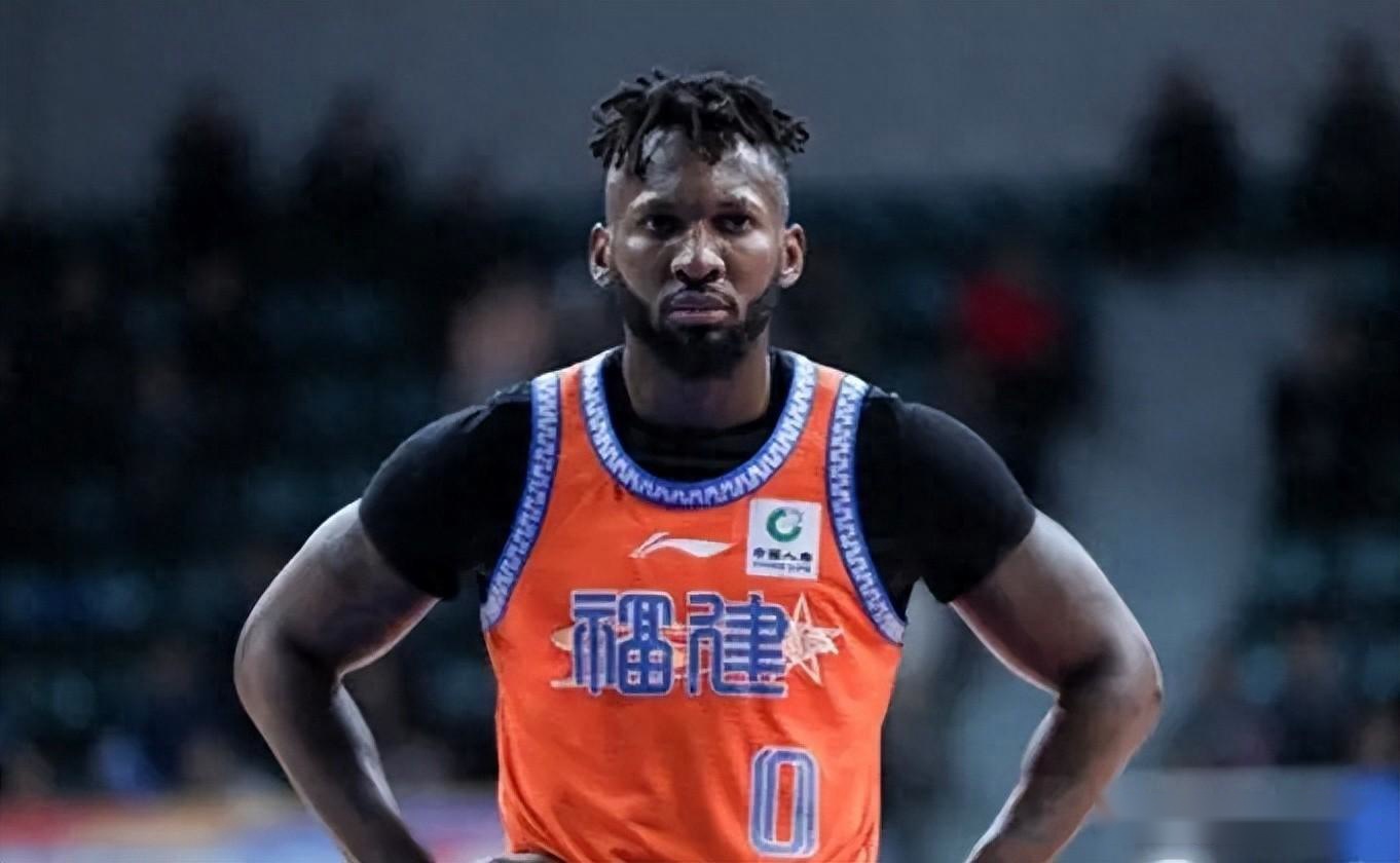 关于里尔后防稳固表现亮眼,全队合力取得胜利的信息 关于里尔后防稳固表现亮眼,全队合力取得胜利的信息