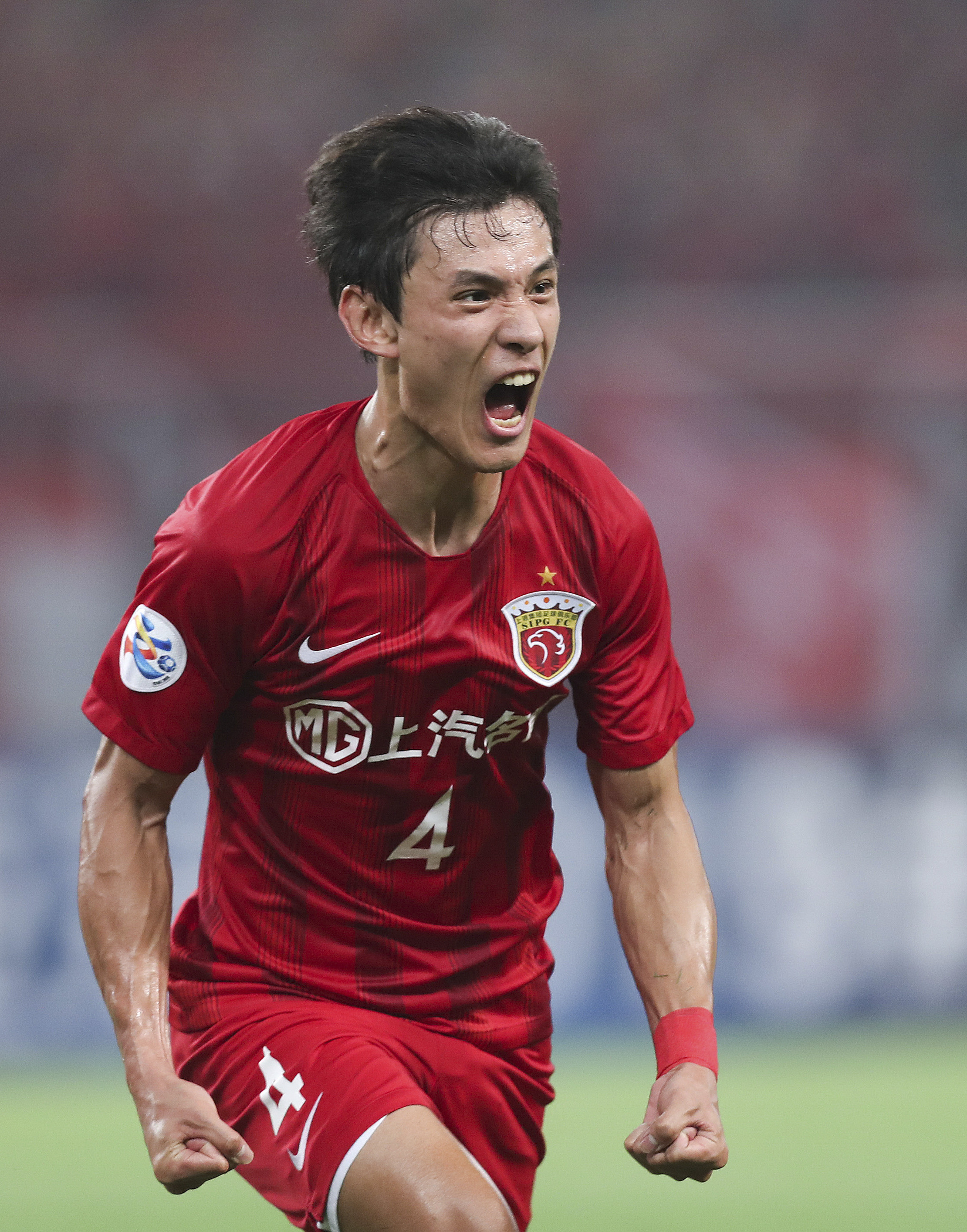 上海上港取得关键胜利,出色表现震惊球坛 上海上港取得关键胜利,出色表现震惊球坛