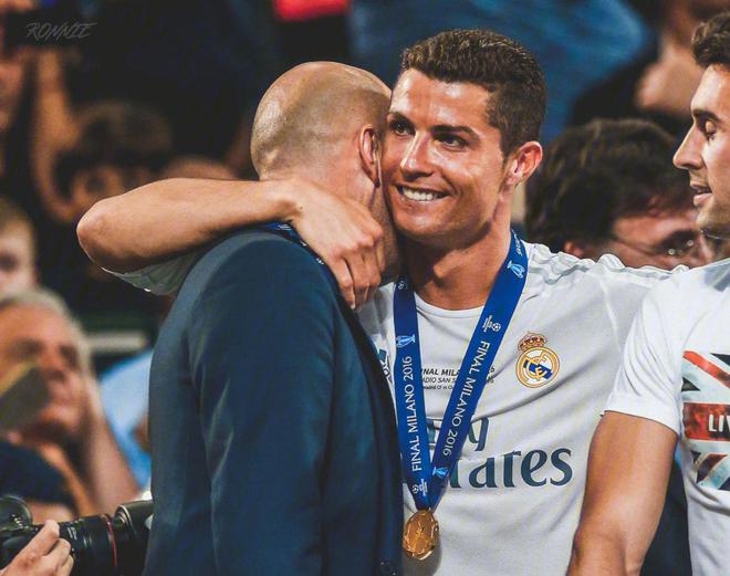 关于齐达内领衔皇马挑战拜仁慕尼黑的信息 关于齐达内领衔皇马挑战拜仁慕尼黑的信息