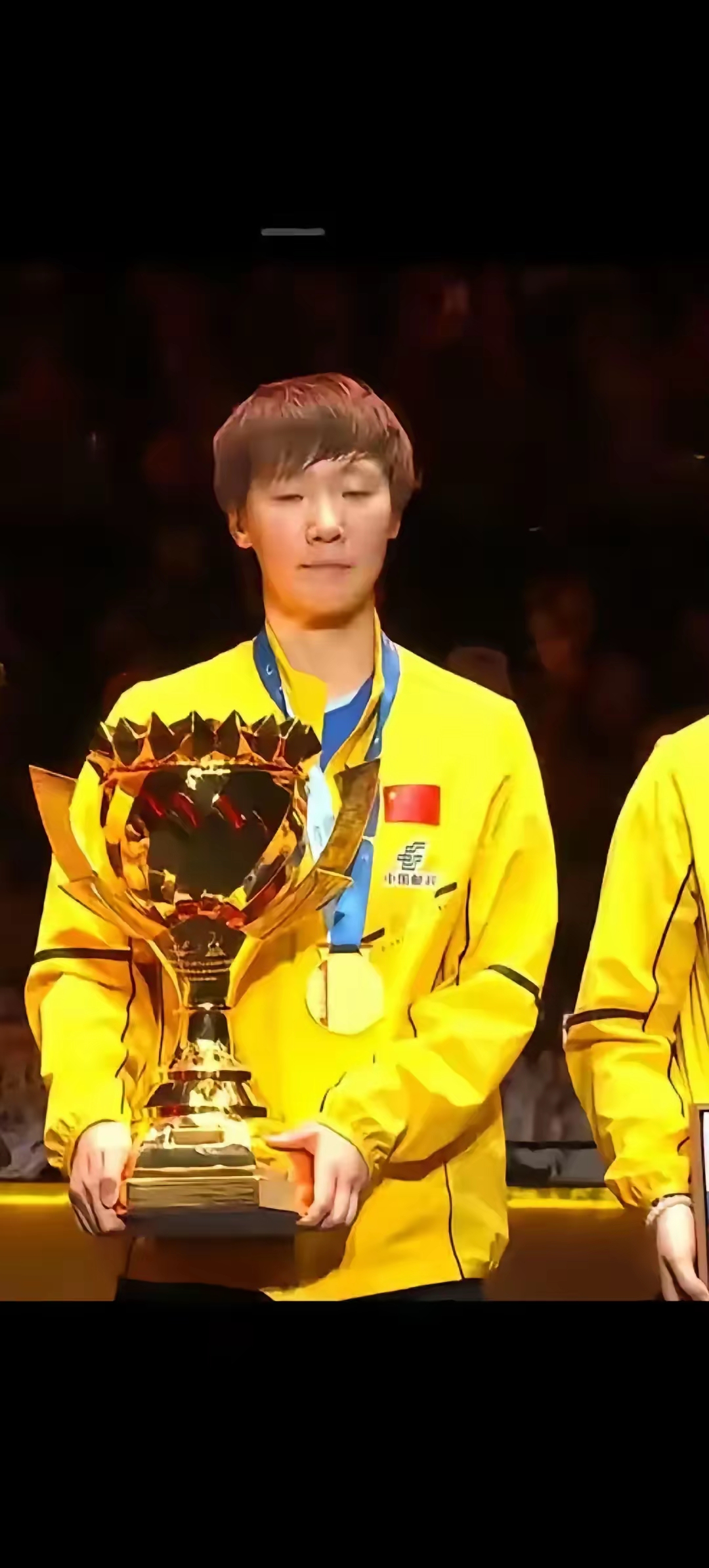 开云体育app-肯尼亚长跑选手夺得冠军激动落泪