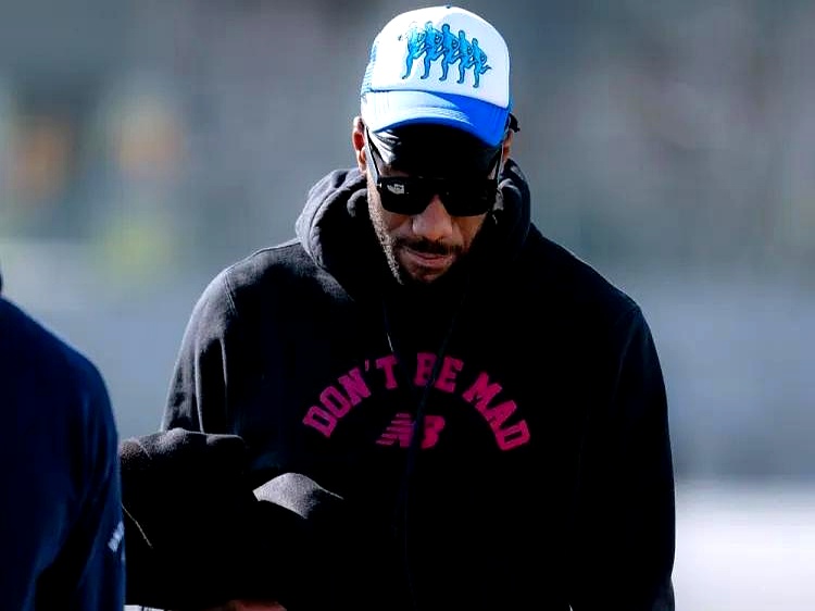 开云体育下载-快船队新赛季表现出色，引发球迷狂热