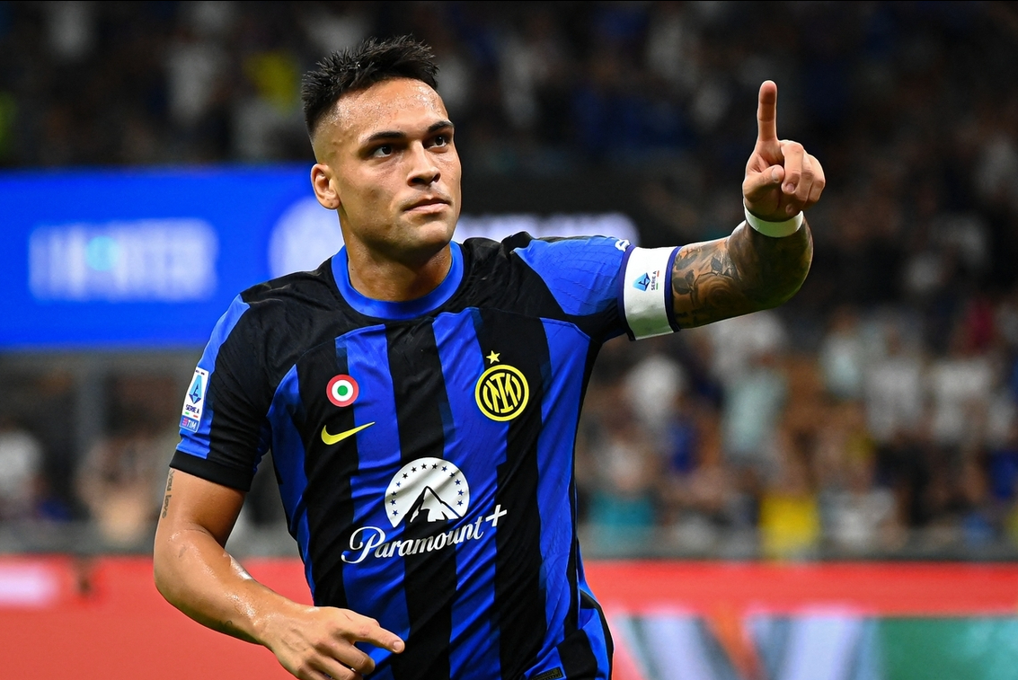 关于AC米兰球员表现神勇,收获胜利的信息 关于AC米兰球员表现神勇,收获胜利的信息