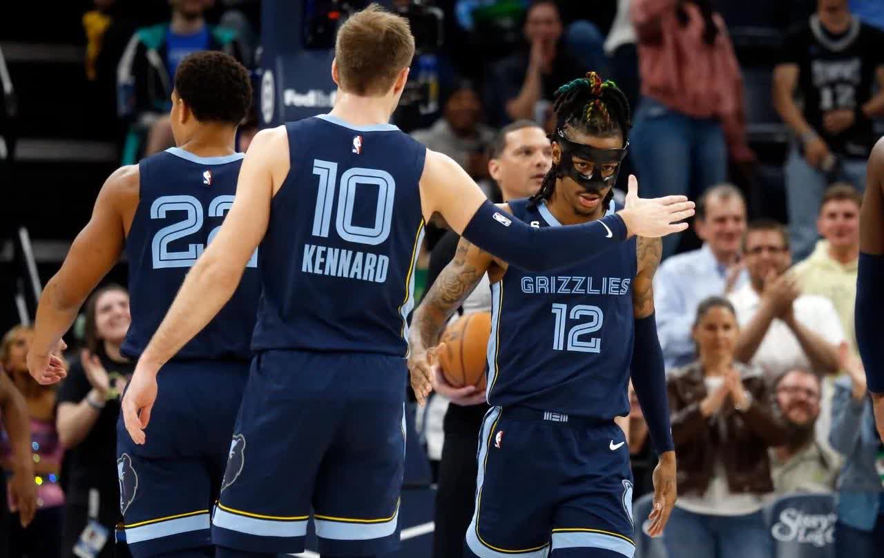 巨星球员缺席篮球比赛，球队战绩下滑的简单介绍