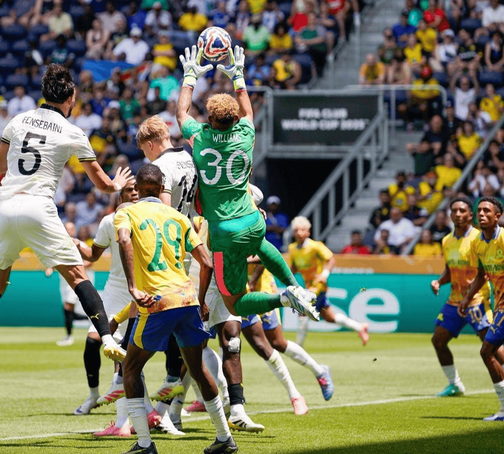 多特蒙德在重要比赛中表现出众,获得胜利! 多特蒙德在重要比赛中表现出众,获得胜利!