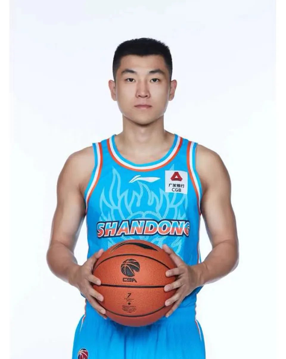 开云官网-重庆万州队客场反超，豪取胜利