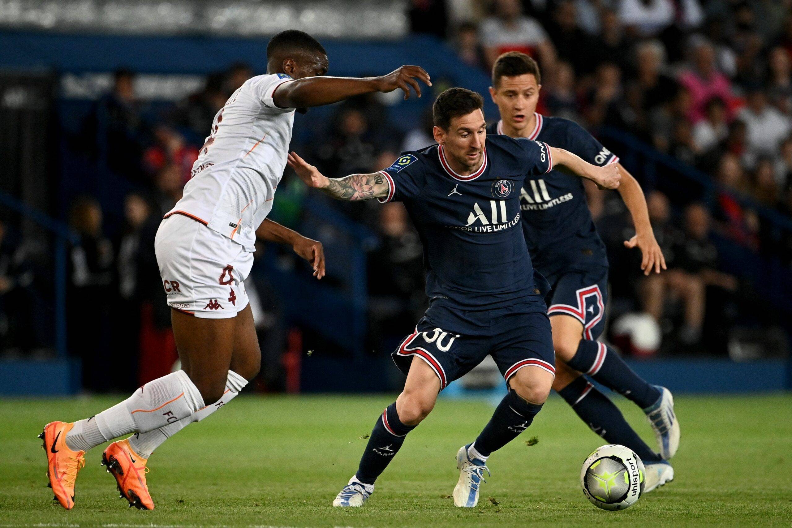 欧洲足球赛事中的精彩瞬间令人赞叹的简单介绍