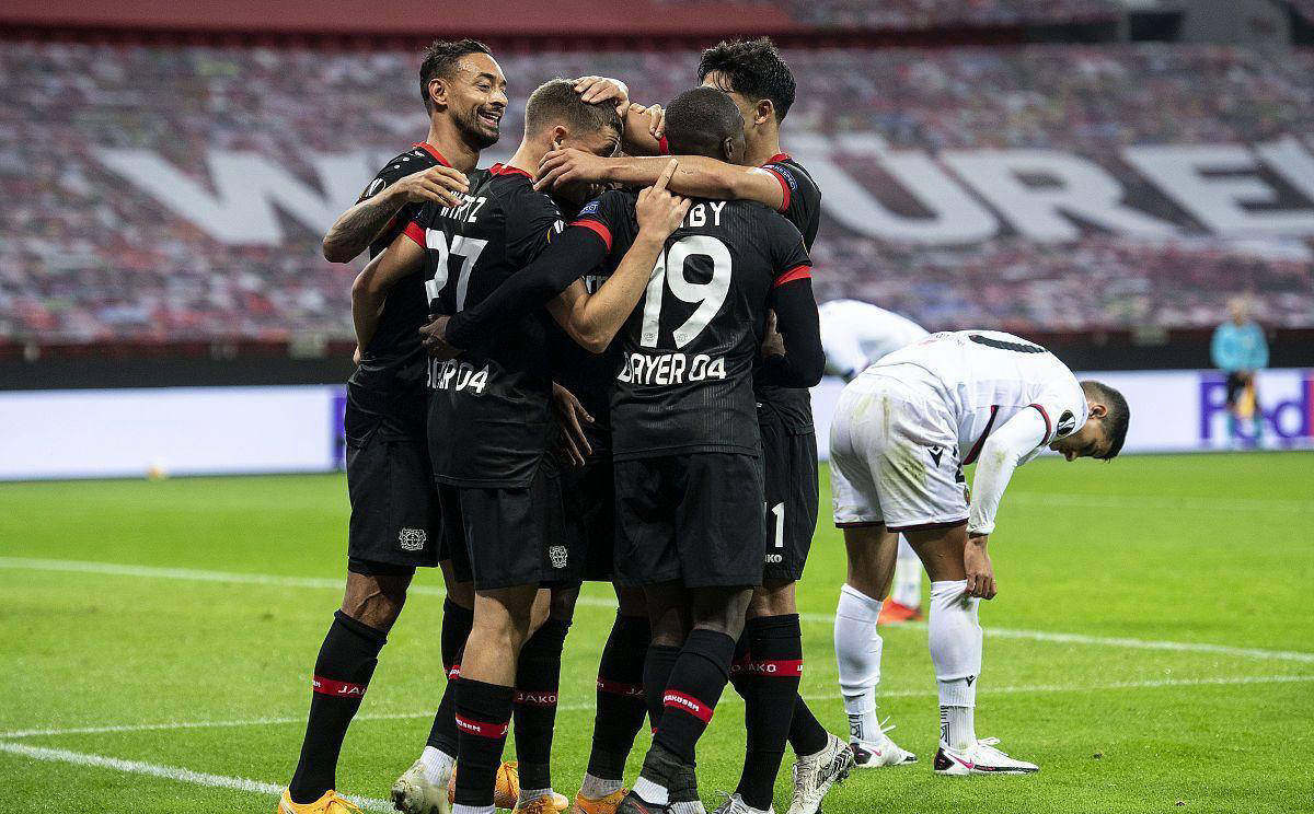 亚眠主场逼平对手，提升保级希望