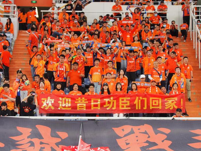 中超球队派队员出席线上公益活动