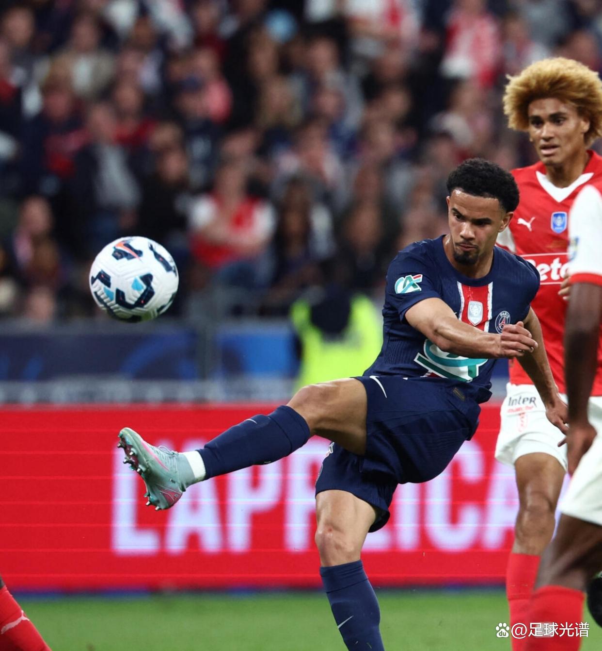 开云体育中国-瓦朗谢纳淘汰巴黎圣日耳曼，晋级法国杯半决赛的简单介绍