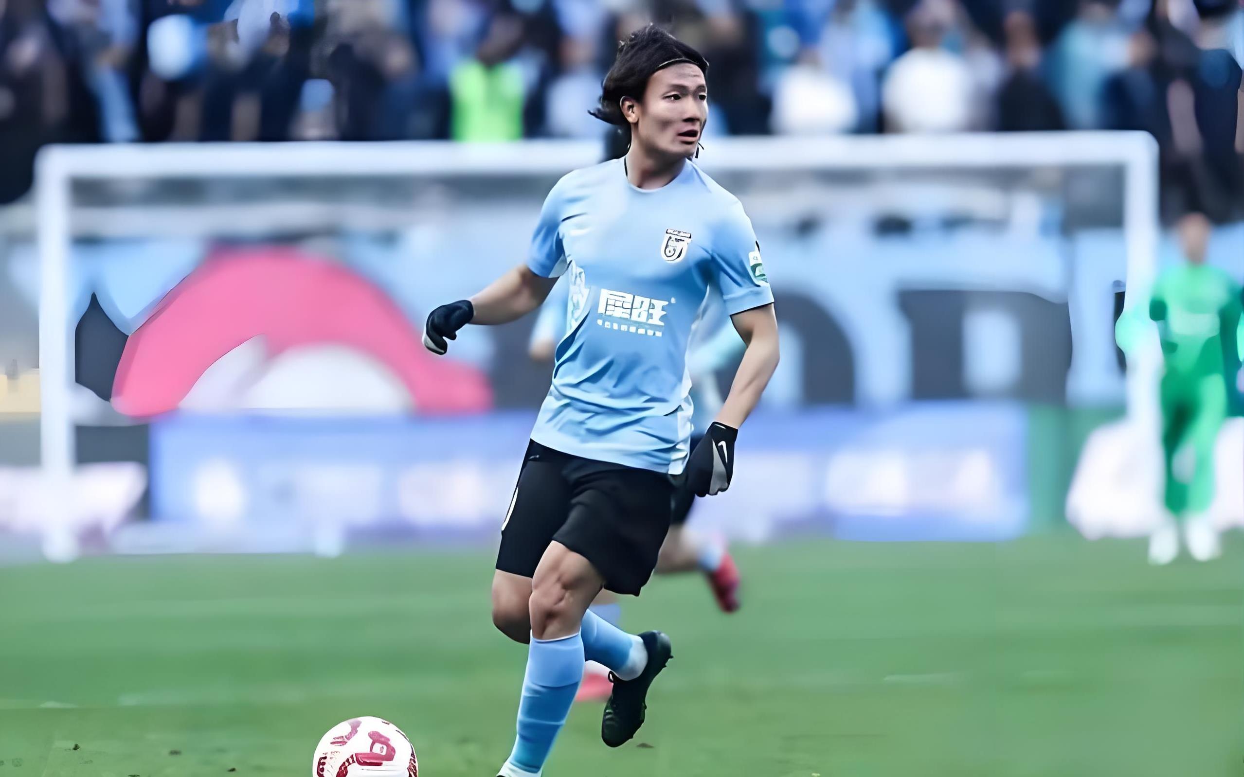 火爆比赛中球员表现出众技术卓越 火爆比赛中球员表现出众技术卓越