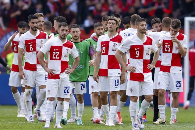 阿尔巴尼亚绝平保加利亚,荷兰队将对阵意大利欧洲预选赛的简单介绍 阿尔巴尼亚绝平保加利亚,荷兰队将对阵意大利欧洲预选赛的简单介绍