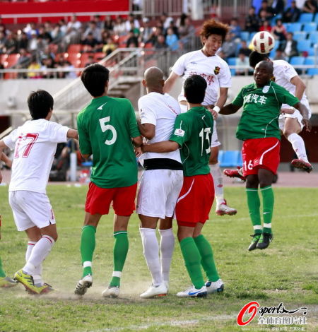 开云体育app-贵阳隆和客场战平，艰难争取一分