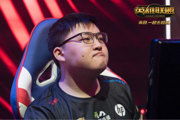 开云体育在线-包含NS碾压PSG，Uzi操刀奇招英雄翻盘强强对话半决赛，成为赛场最大亮点的词条