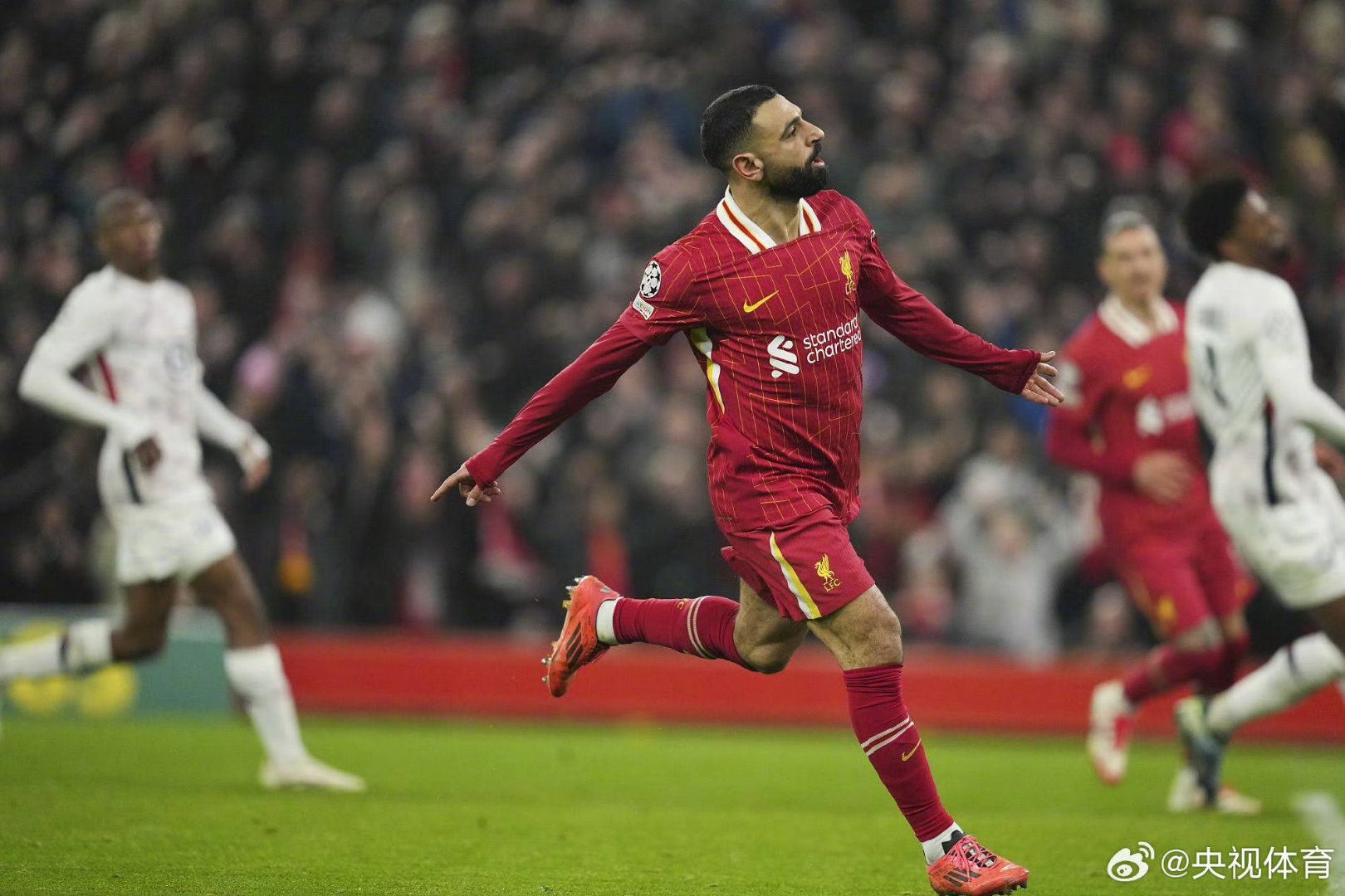 利物浦四球大捧胜出,萨拉赫状态火热 利物浦四球大捧胜出,萨拉赫状态火热