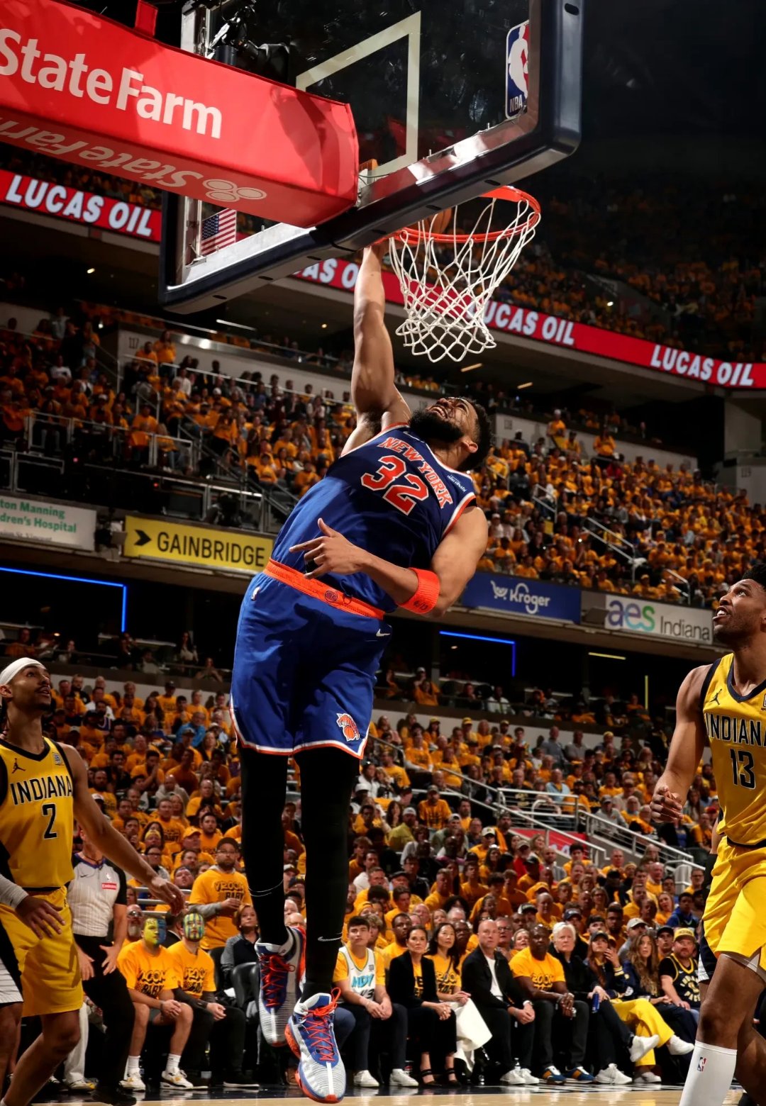 纽约尼克斯队成功晋级东部半决赛 纽约尼克斯队成功晋级东部半决赛