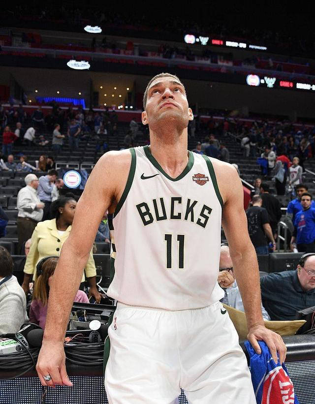 开云体育下载-雄鹿球员洛佩斯入选全明星替补