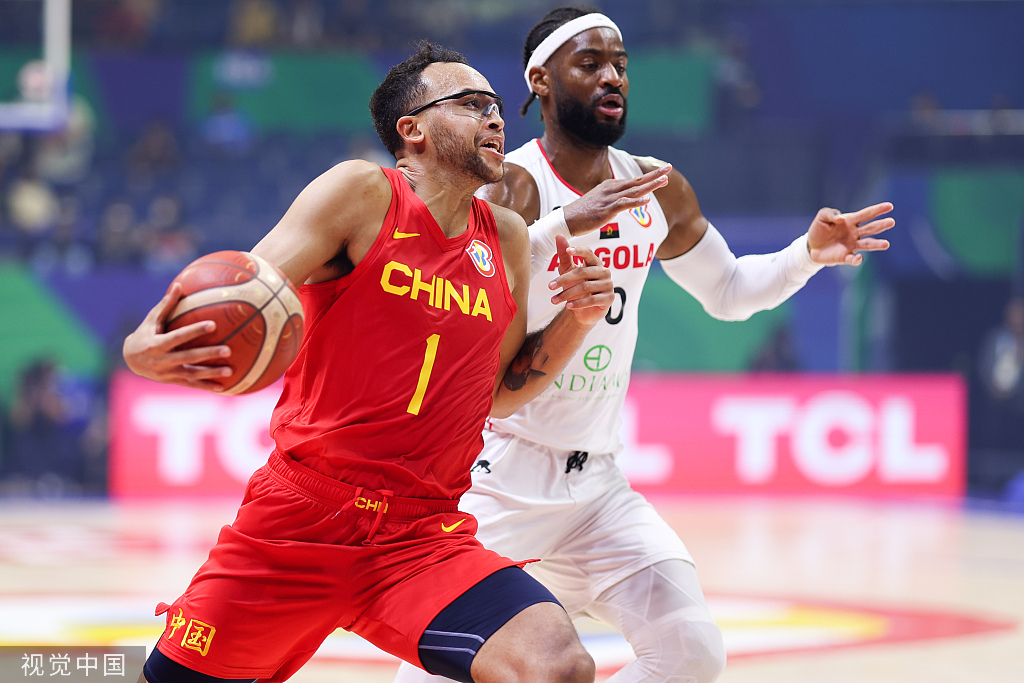 甘肃男篮战胜对手，豪取比赛胜利